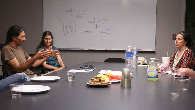 FSU Biology Faculty members Nora Underwood and Brian Inouye talk with achugar