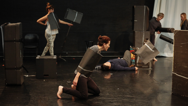 Jennifer Monson and collaborators in rehearsal for <i> in tow </i>